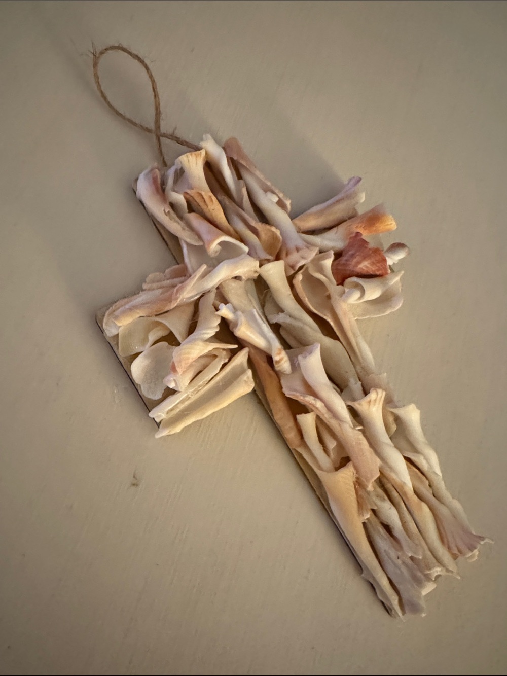 Seashell Cross - Picture 2 of 2
